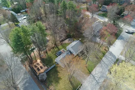 12 Thelma Drive Exeter NH 03833