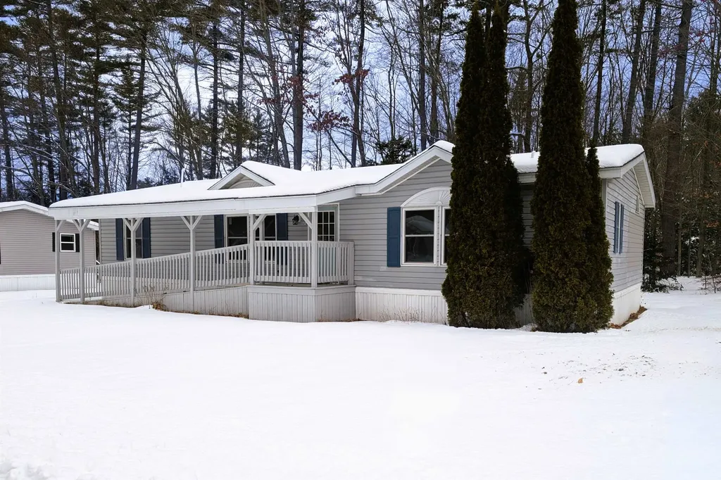 74 Lamplighter Drive Conway NH 03818