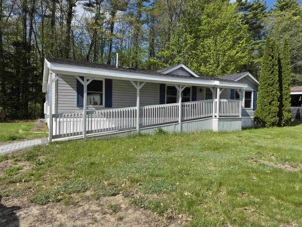 74 Lamplighter Drive Conway NH 03818