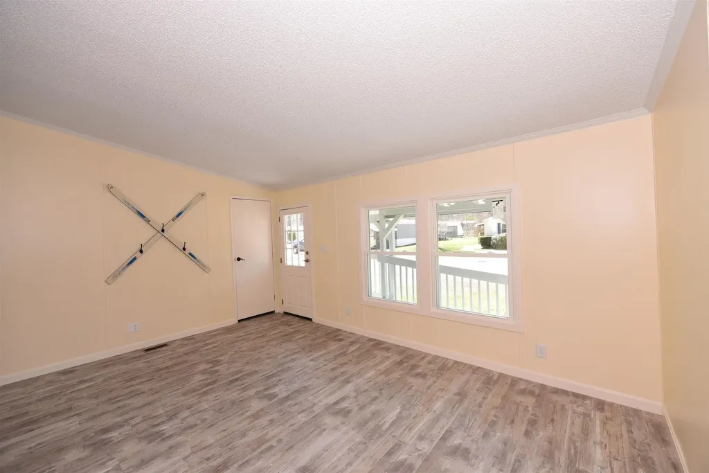 74 Lamplighter Drive Conway NH 03818