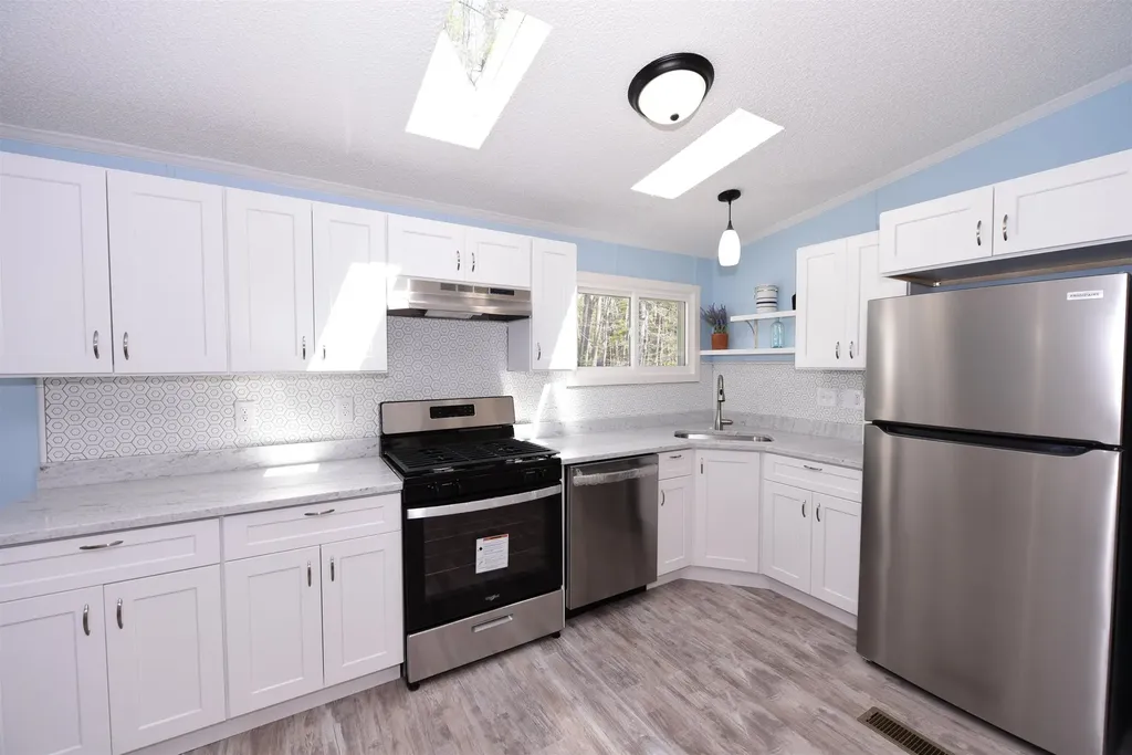 74 Lamplighter Drive Conway NH 03818