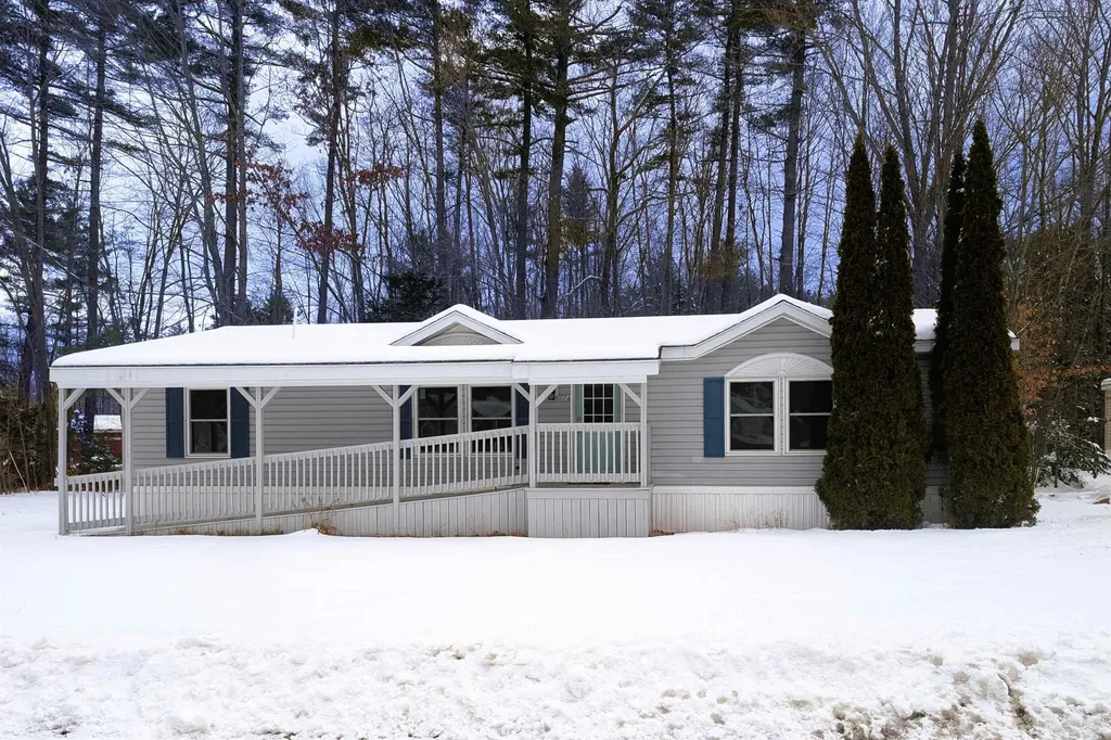 74 Lamplighter Drive Conway NH 03818