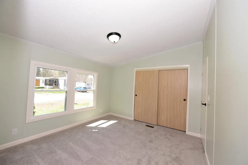 74 Lamplighter Drive Conway NH 03818