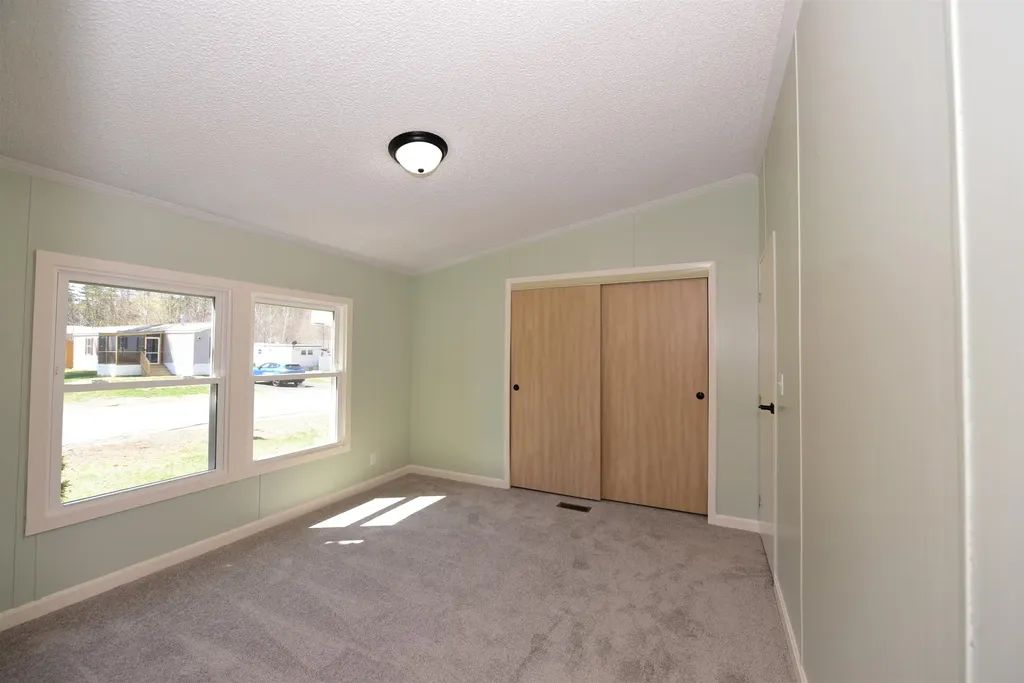 74 Lamplighter Drive Conway NH 03818