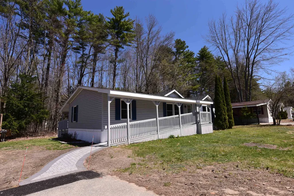 74 Lamplighter Drive Conway NH 03818