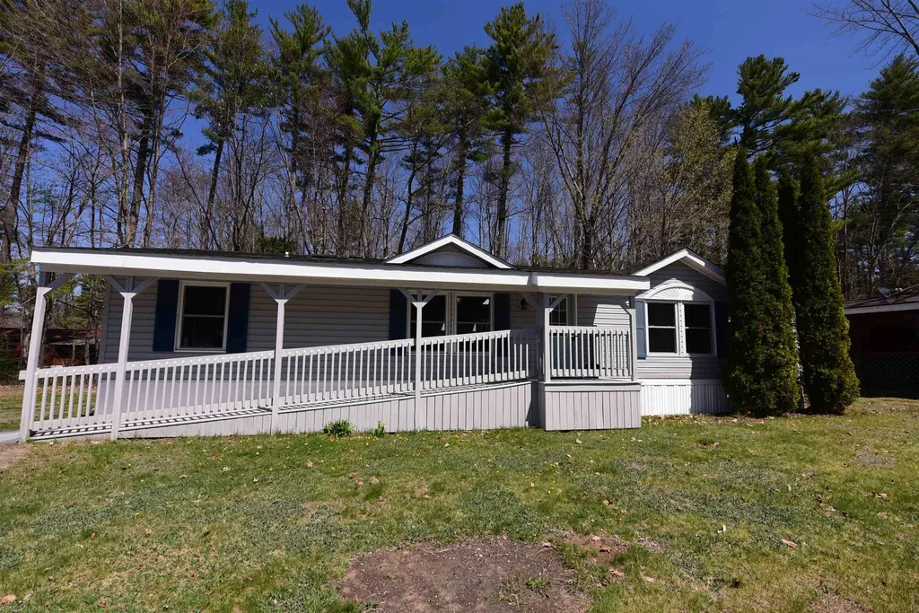 74 Lamplighter Drive Conway NH 03818