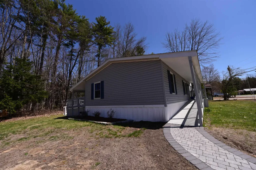 74 Lamplighter Drive Conway NH 03818