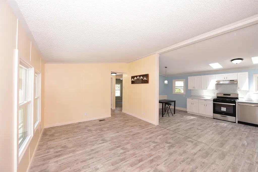 74 Lamplighter Drive Conway NH 03818