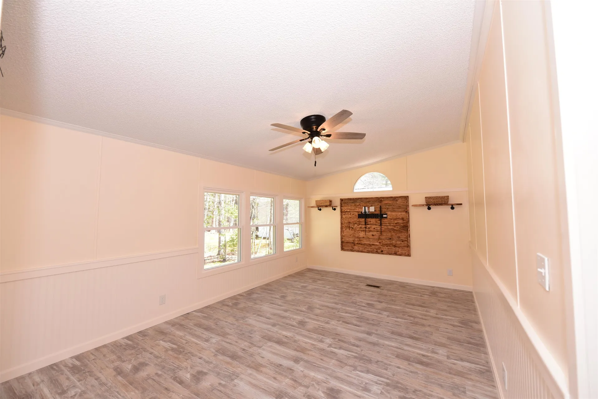 74 Lamplighter Drive Conway NH 03818