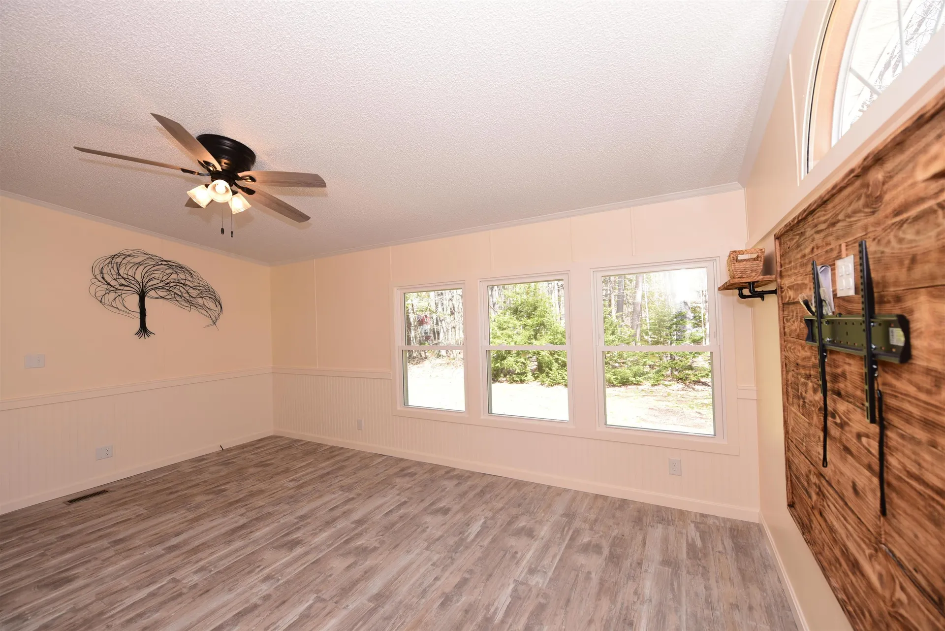 74 Lamplighter Drive Conway NH 03818