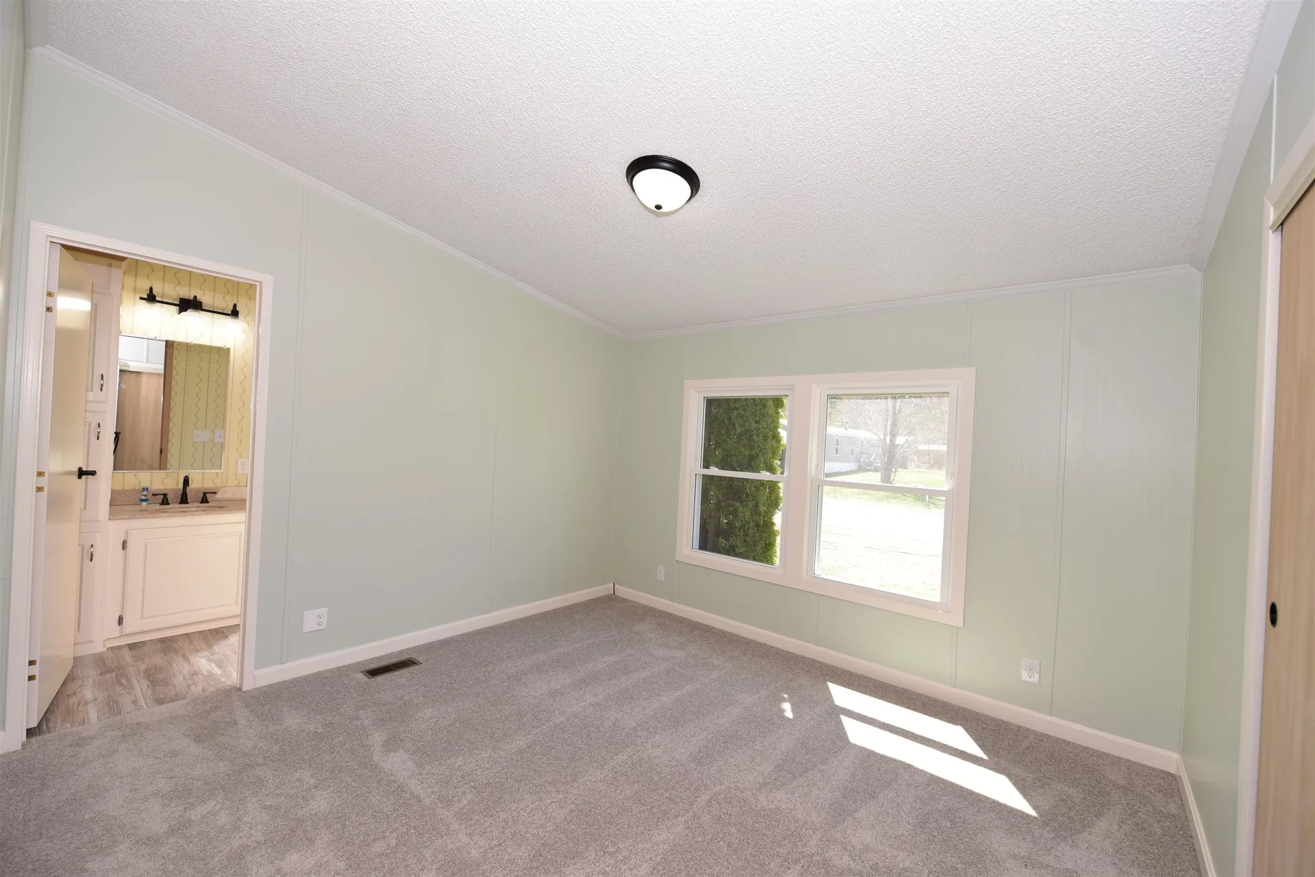 74 Lamplighter Drive Conway NH 03818