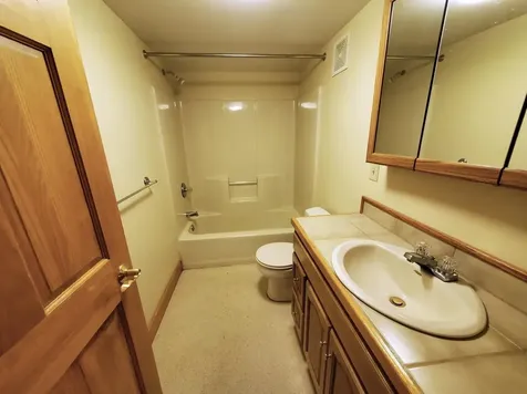 9 Roberts Road Canaan NH 03741