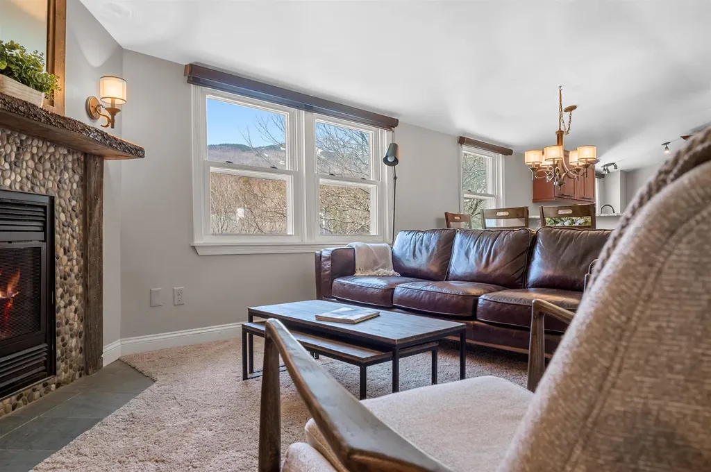 6047 Mountain Road Stowe VT 05672