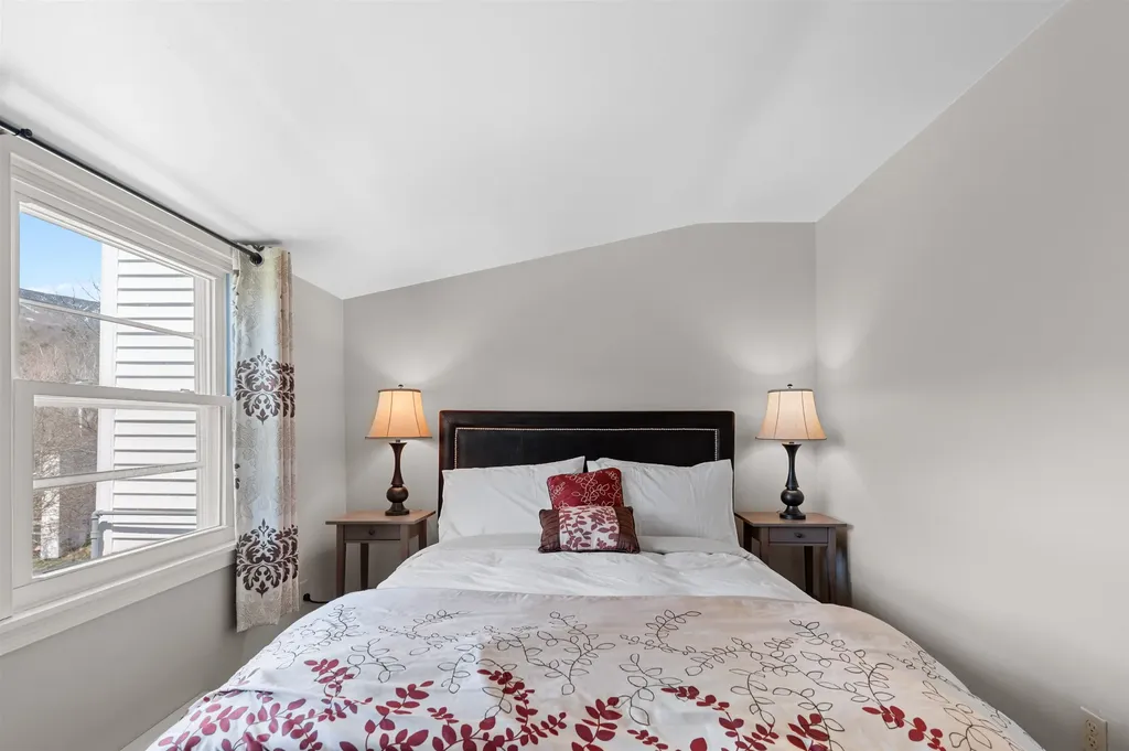 6047 Mountain Road Stowe VT 05672