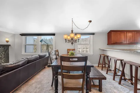 6047 Mountain Road Stowe VT 05672