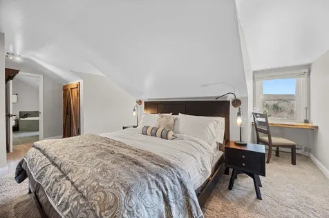 6047 Mountain Road Stowe VT 05672