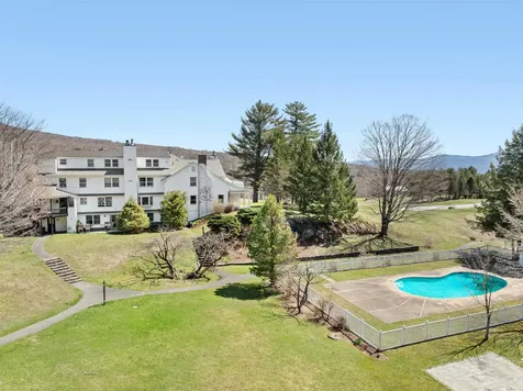 6047 Mountain Road Stowe VT 05672