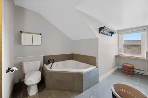 6047 Mountain Road Stowe VT 05672