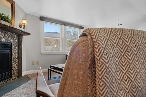 6047 Mountain Road Stowe VT 05672