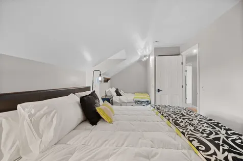 6047 Mountain Road Stowe VT 05672