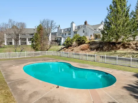 6047 Mountain Road Stowe VT 05672