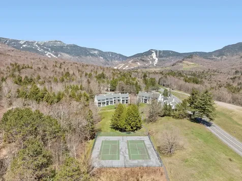 6047 Mountain Road Stowe VT 05672