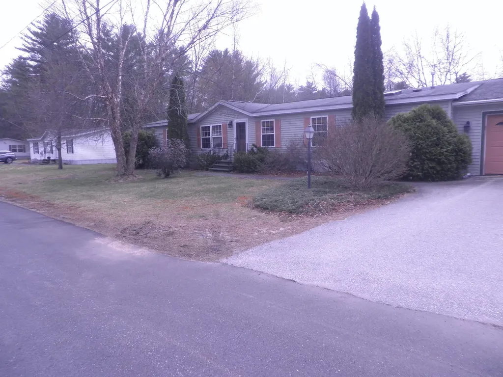 57 Stacey Drive Hopkinton NH 03229
