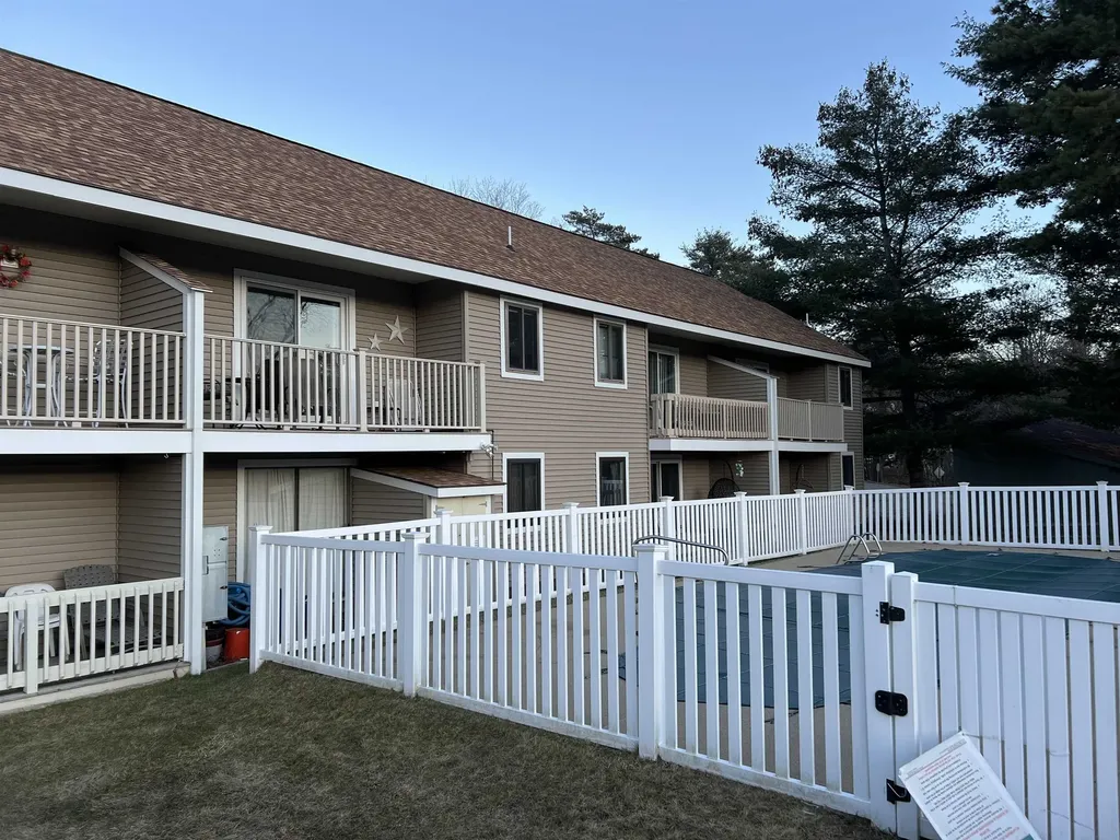 4 Vista View Lane Bartlett NH 03812