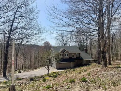 67 Bob House Road Holderness NH 03245