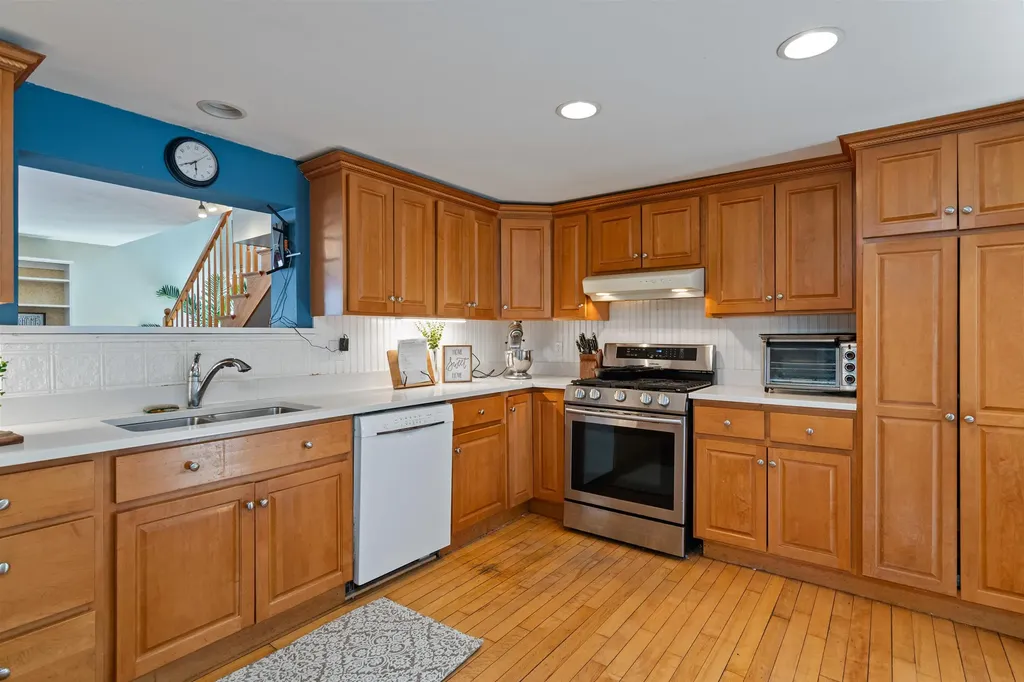 201 Sandhill Road Essex VT 05452