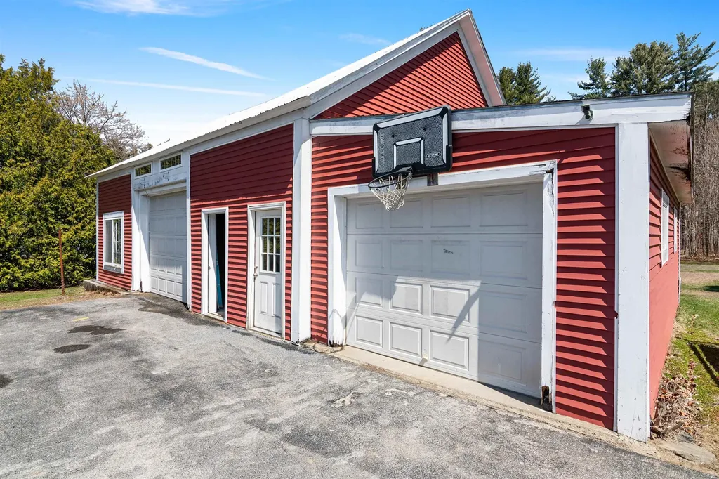 201 Sandhill Road Essex VT 05452