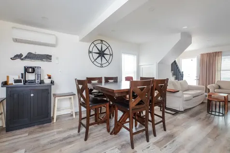 9 Dover Avenue Hampton NH 03842
