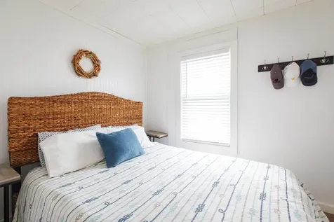 9 Dover Avenue Hampton NH 03842