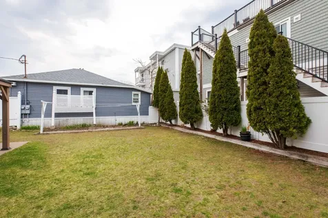 9 Dover Avenue Hampton NH 03842