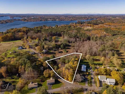 00 River Road Eliot ME 03903