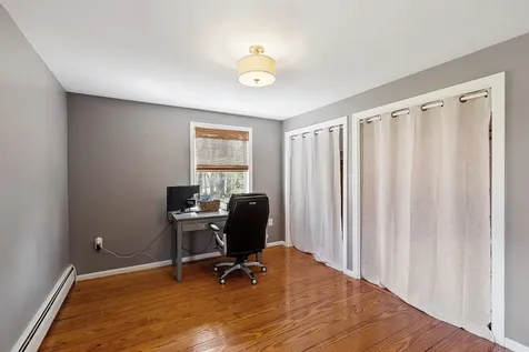 27 Briarwood Road Pelham NH 03076
