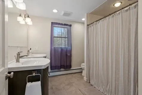 27 Briarwood Road Pelham NH 03076