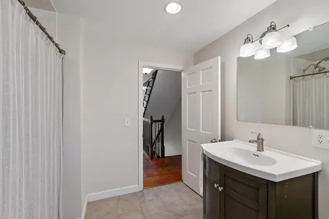 27 Briarwood Road Pelham NH 03076