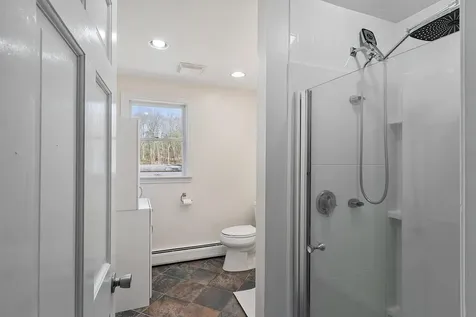 27 Briarwood Road Pelham NH 03076