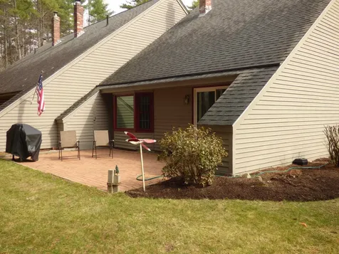 9 Wolfeboro Commons Wolfeboro NH 03894