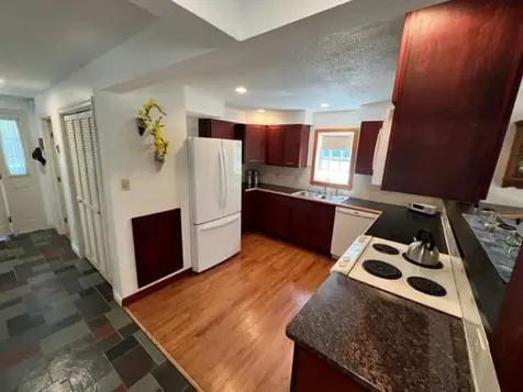 9 Wolfeboro Commons Wolfeboro NH 03894