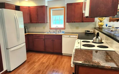 9 Wolfeboro Commons Wolfeboro NH 03894