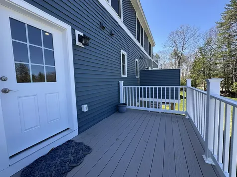 54 Green Road Newmarket NH 03857