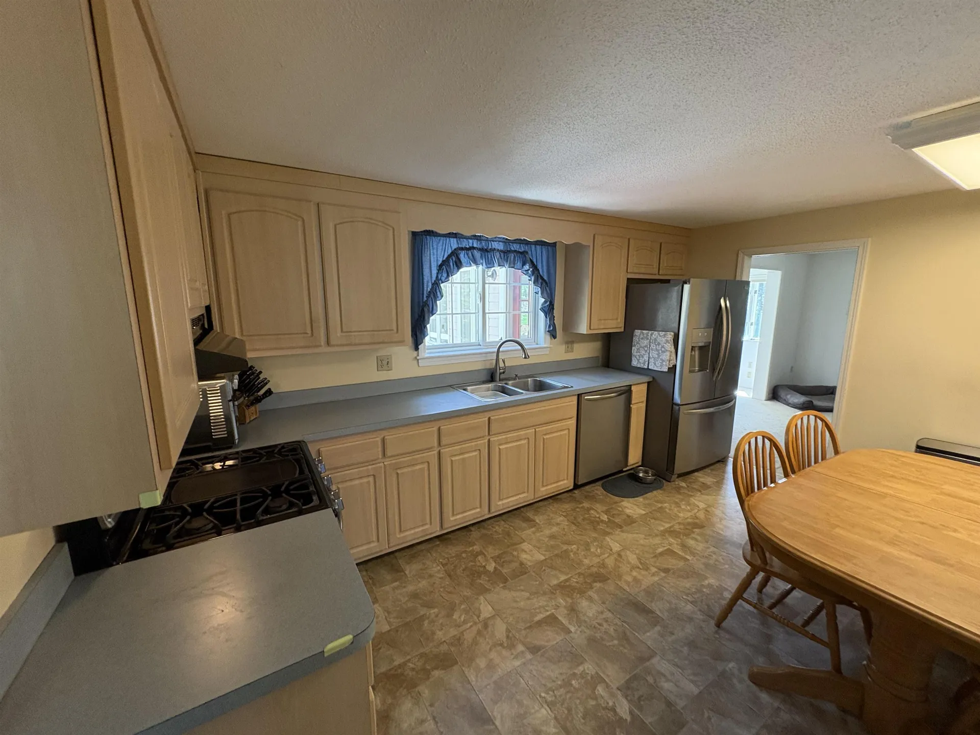 6 Aspen Court Nashua NH 03062