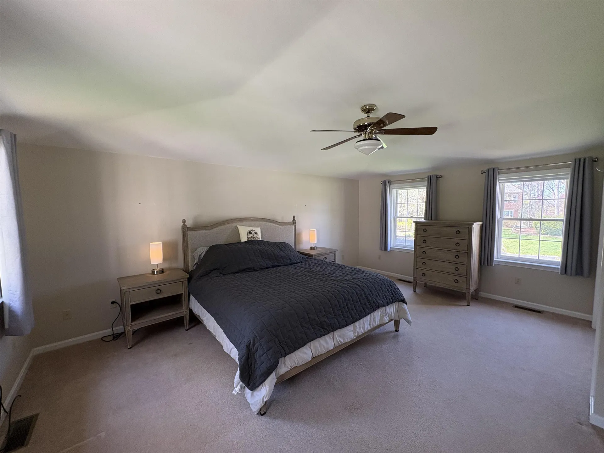 6 Aspen Court Nashua NH 03062