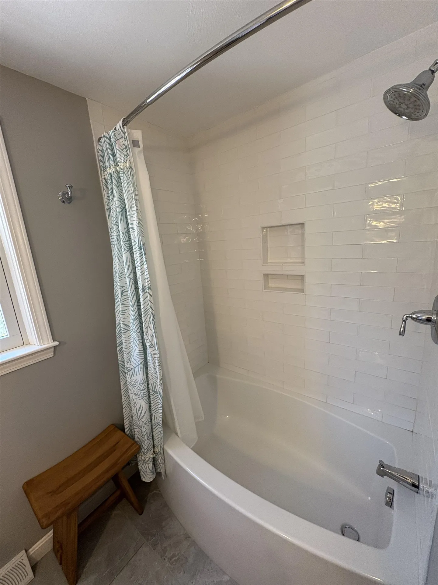 6 Aspen Court Nashua NH 03062