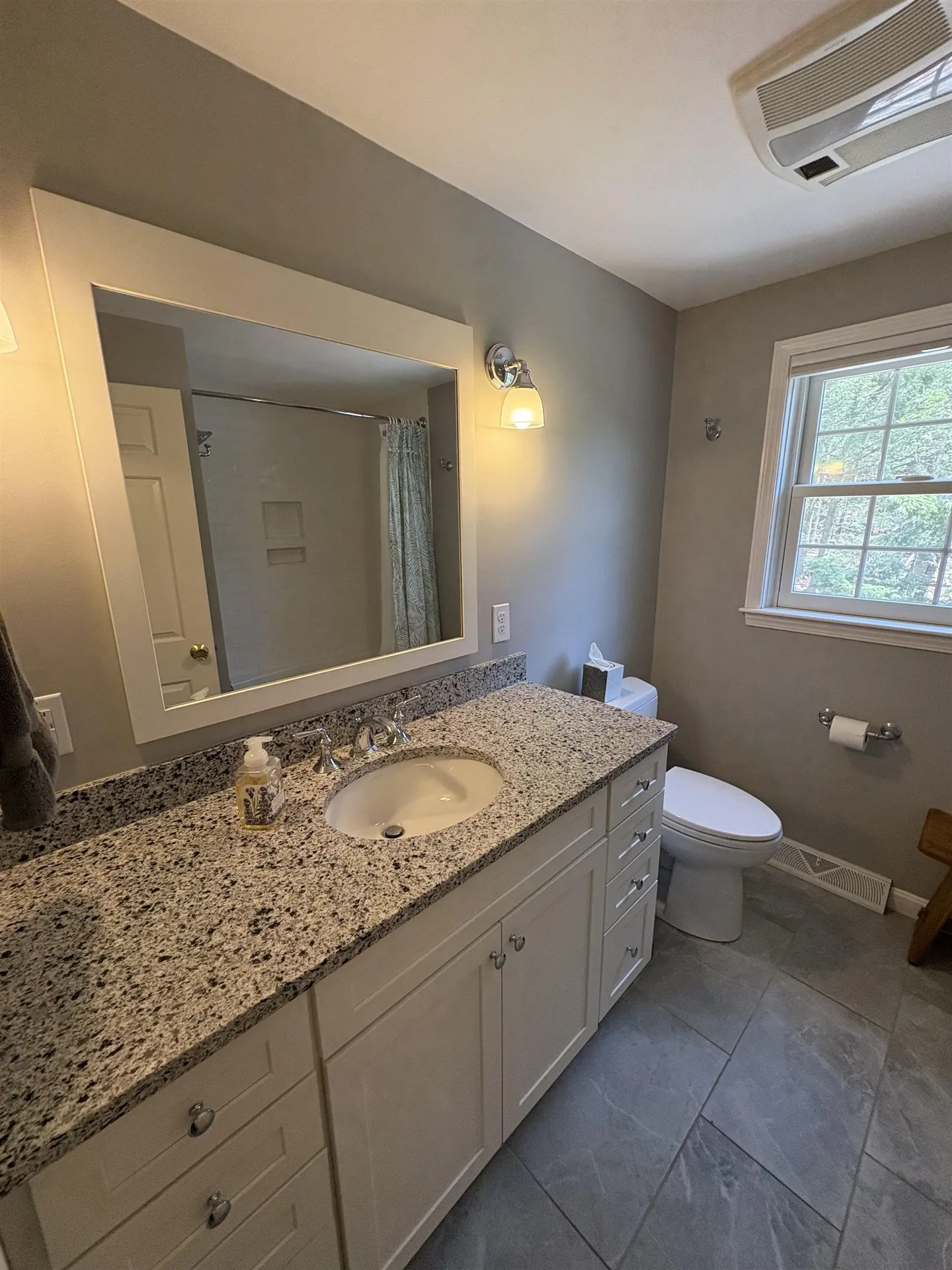 6 Aspen Court Nashua NH 03062