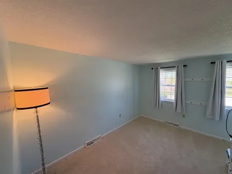 6 Aspen Court Nashua NH 03062