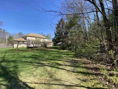 6 Aspen Court Nashua NH 03062