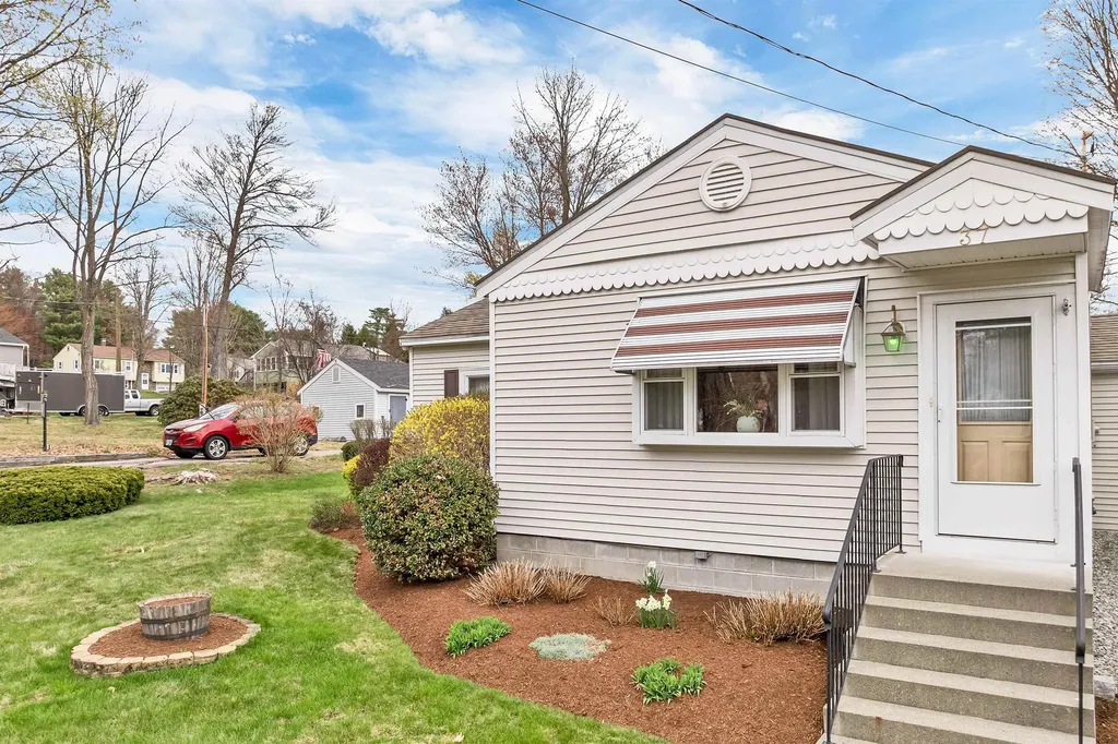 37 Beaton Street Franklin NH 03235